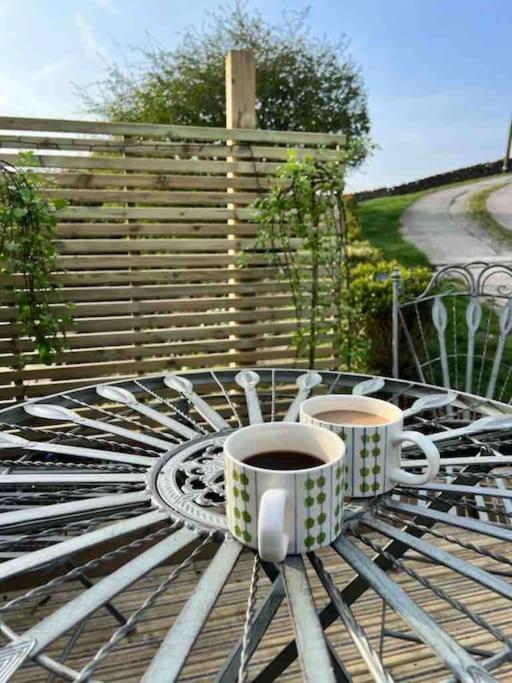 Luxurious 2 Bedroom Holiday Cottage Embsay Экстерьер фото